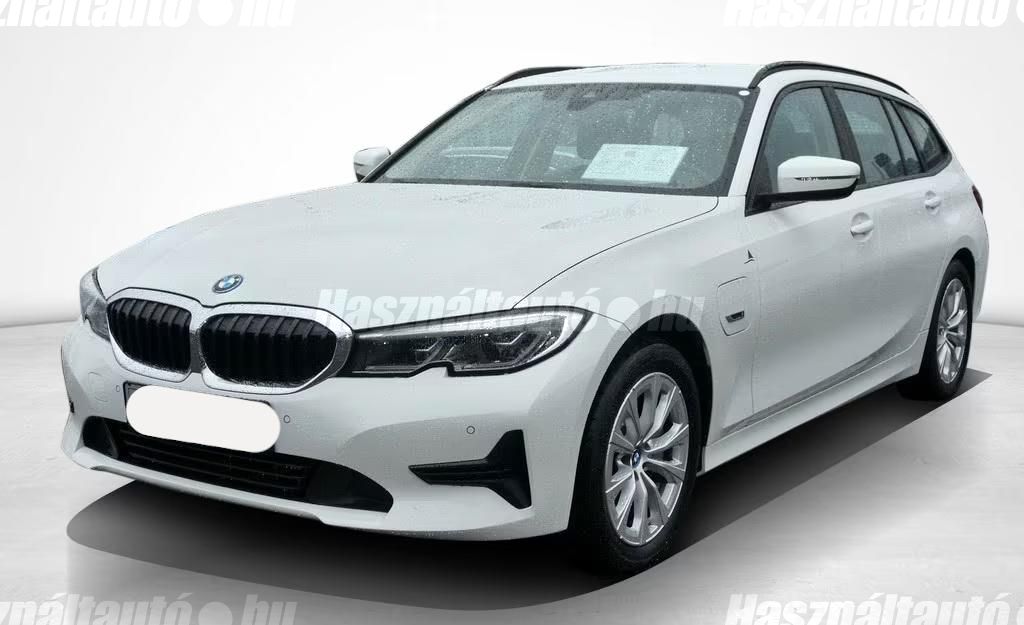 BMW 330 – 1. kép