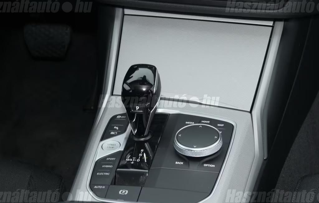 BMW 330 – 7. kép