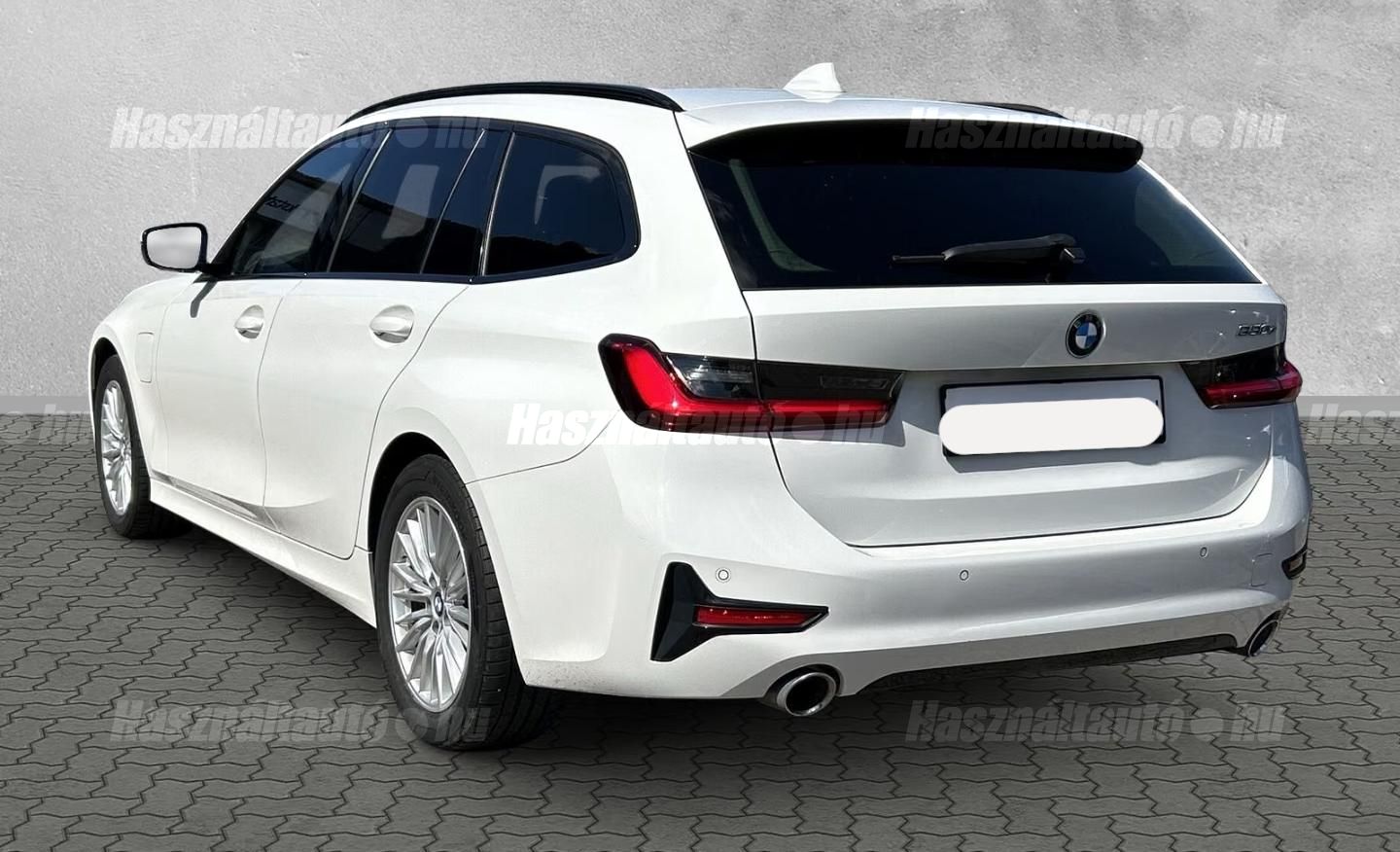BMW 330 – 11. kép