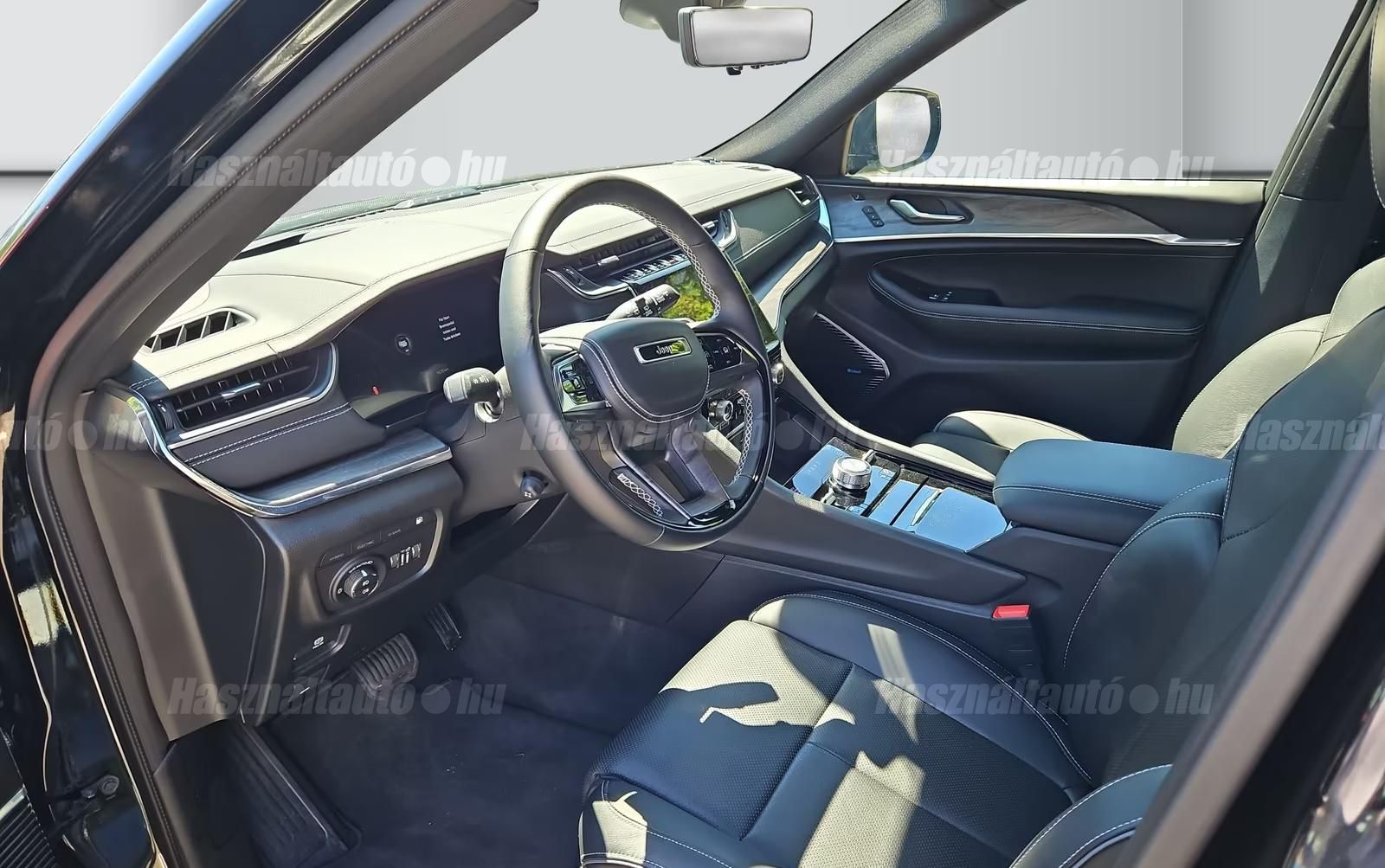 Jeep Grand Cherokee – 4. kép