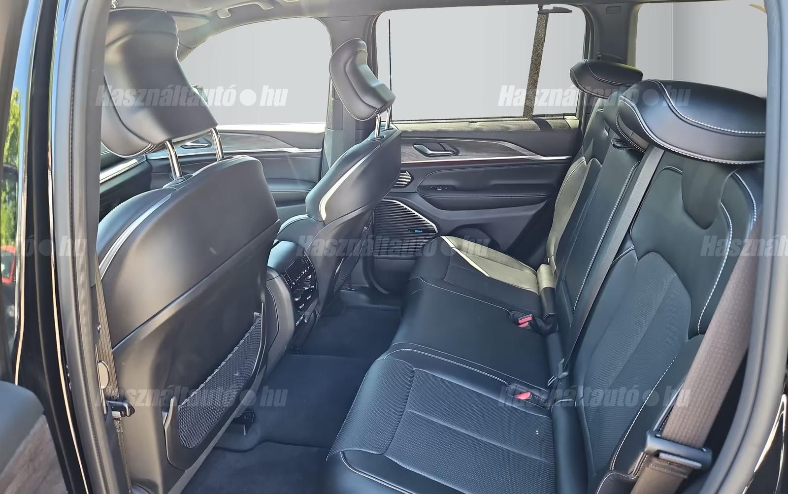 Jeep Grand Cherokee – 7. kép