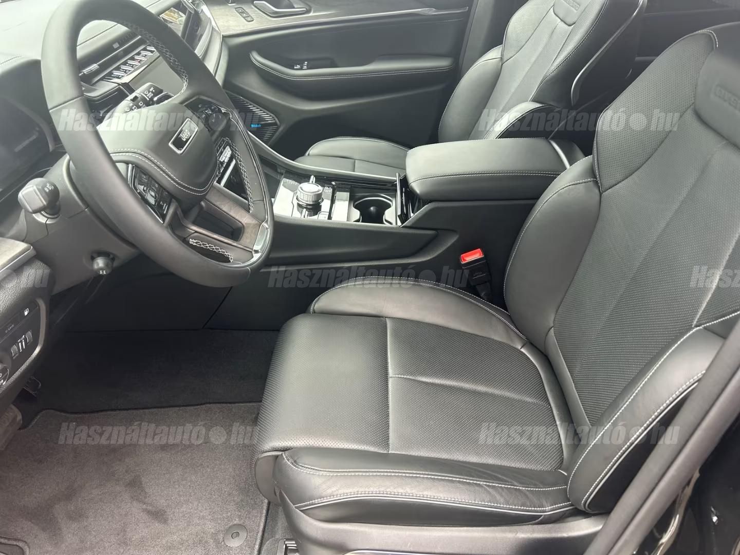Jeep Grand Cherokee – 3. kép