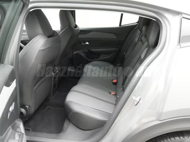 Peugeot 408 – 10. kép