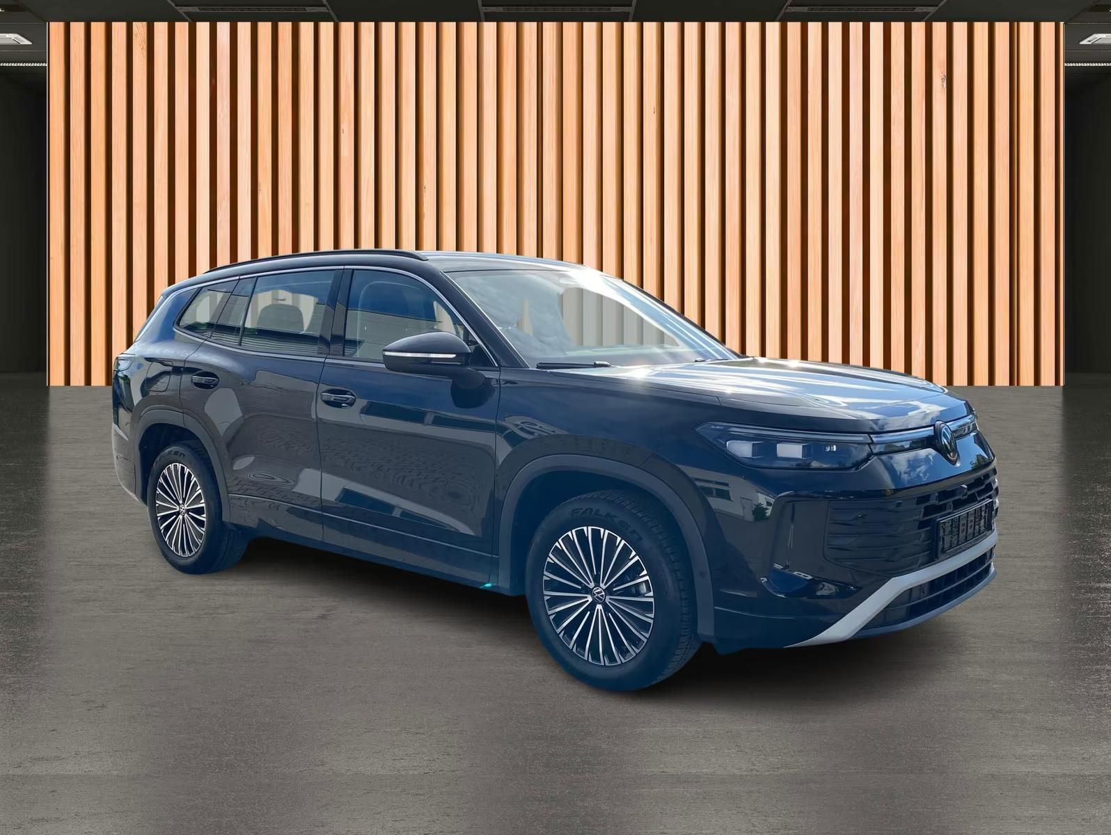 Használt Volkswagen Tayron (2025, fekete) – 1. kép