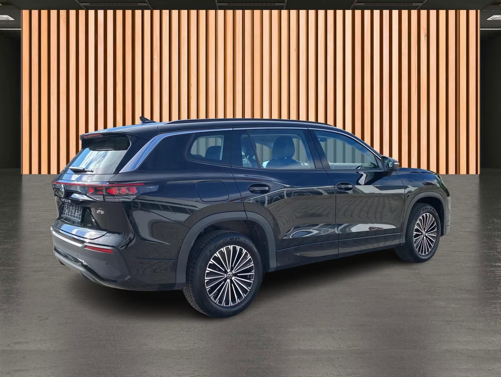 Használt Volkswagen Tayron (2025, fekete) – 10. kép