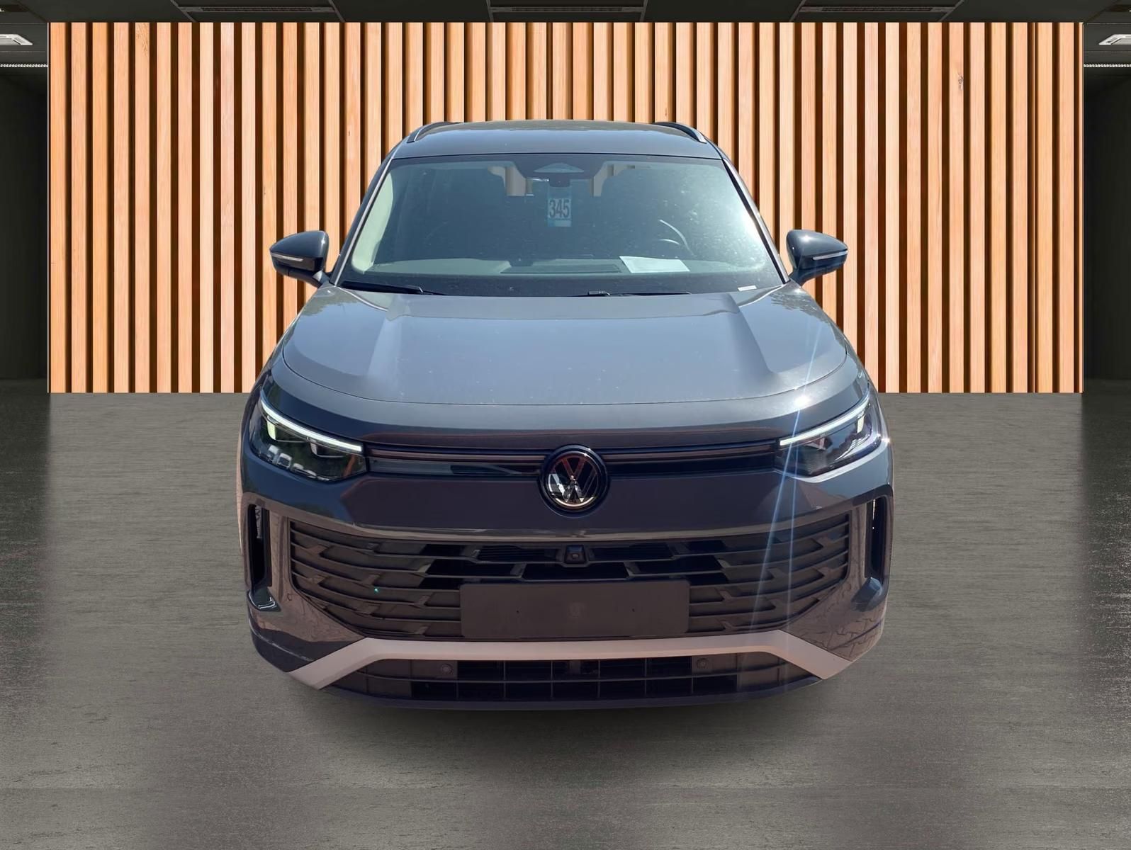 Használt Volkswagen Tayron (2025, szürke) – 2. kép