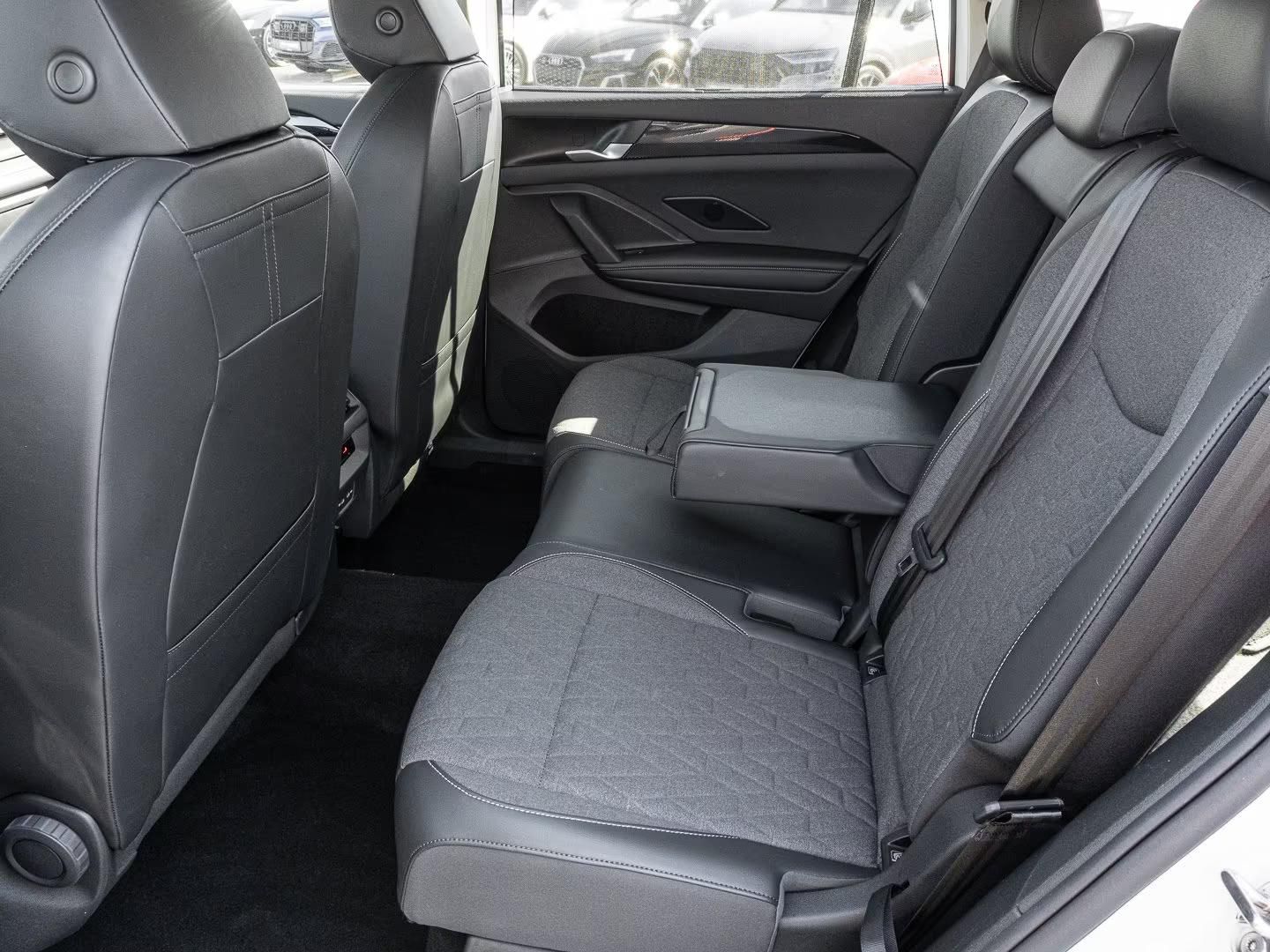 Használt Volkswagen Tayron (2025, fehér) – 9. kép