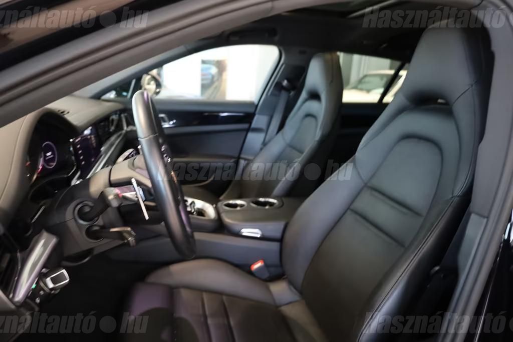Porsche Panamera – 4. kép