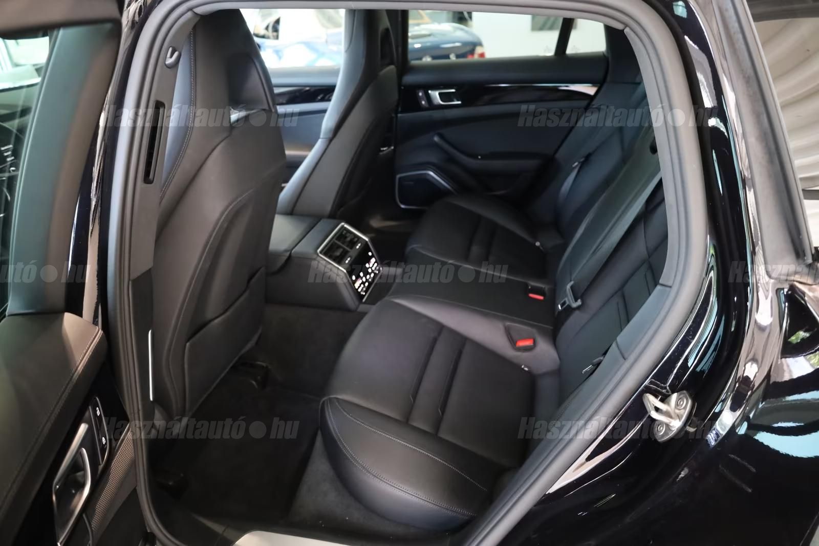 Porsche Panamera – 10. kép