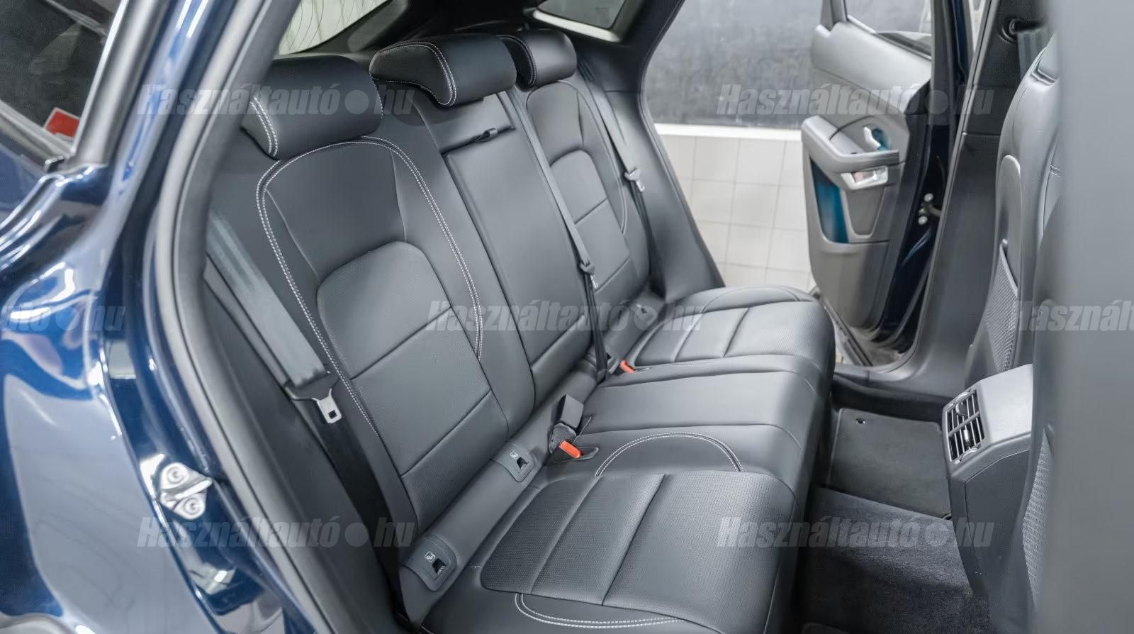Jaguar E-Pace – 8. kép