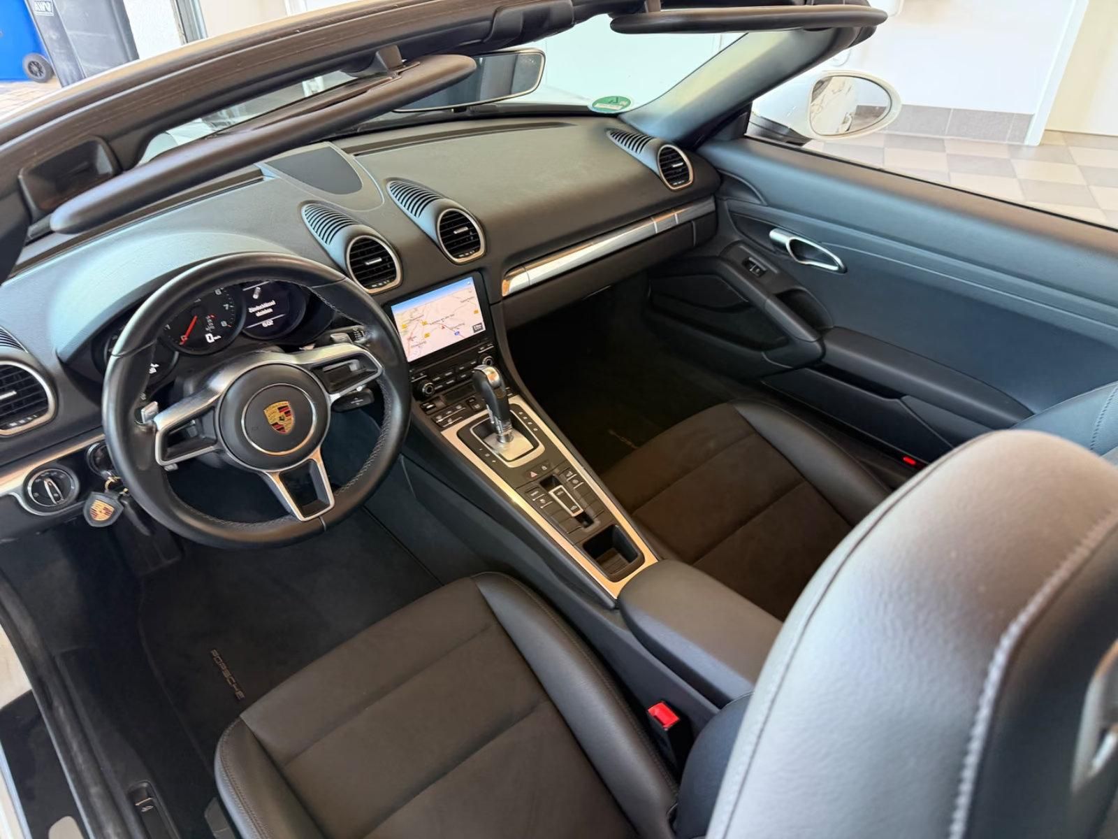 Használt Porsche Boxster (2021, fehér) – 3. kép