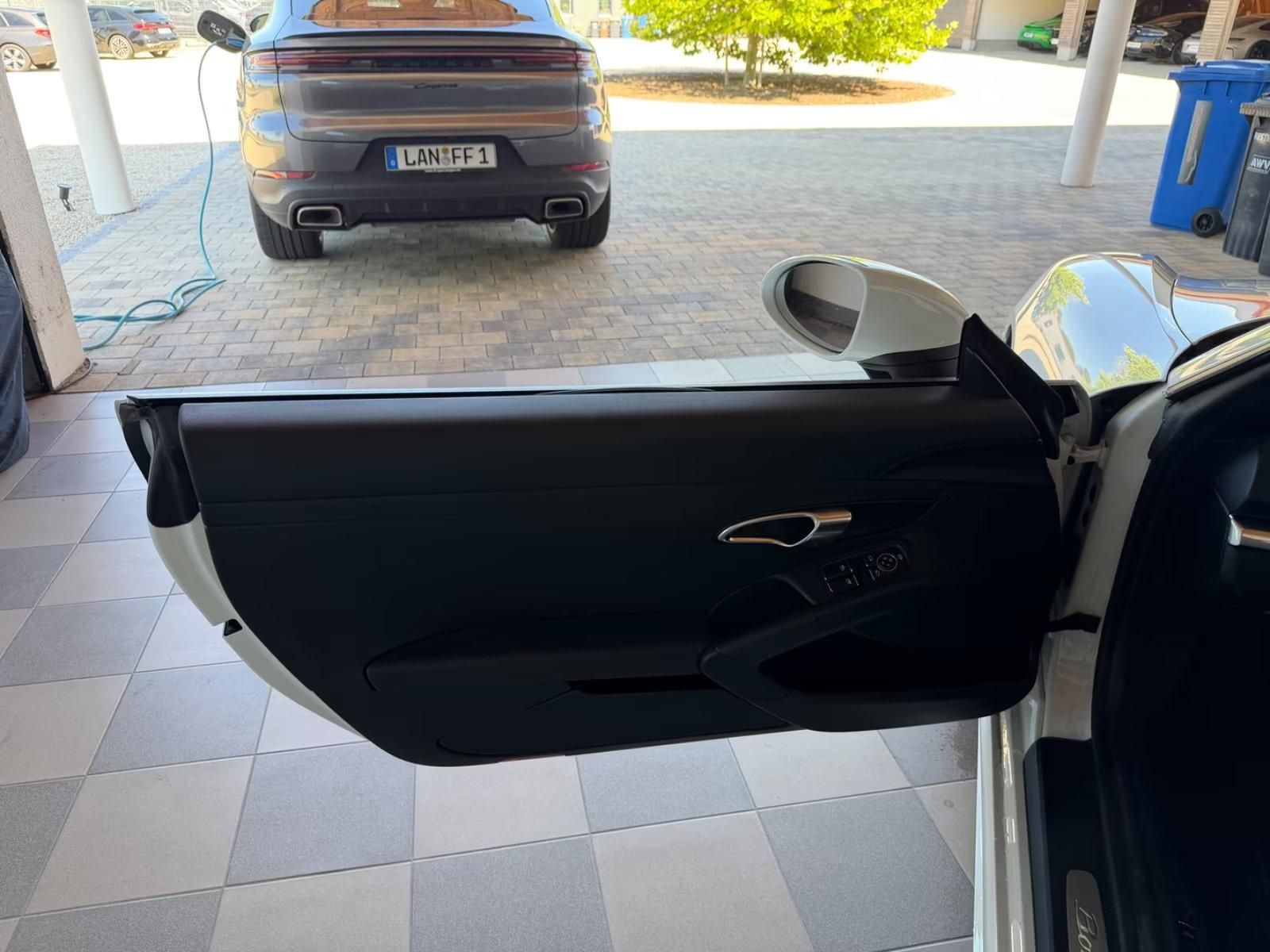 Használt Porsche Boxster (2021, fehér) – 8. kép