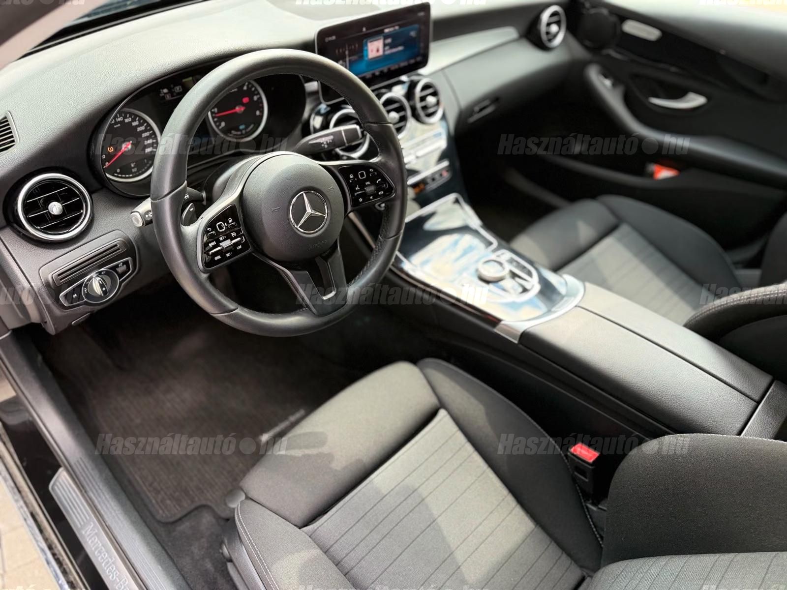 Mercedes-Benz C 300 – 5. kép