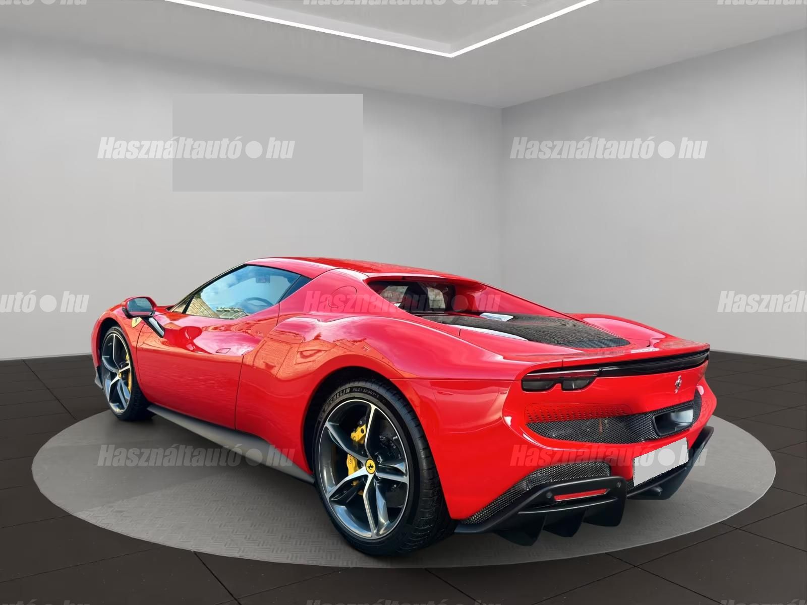 Ferrari 296 Gtb – 10. kép