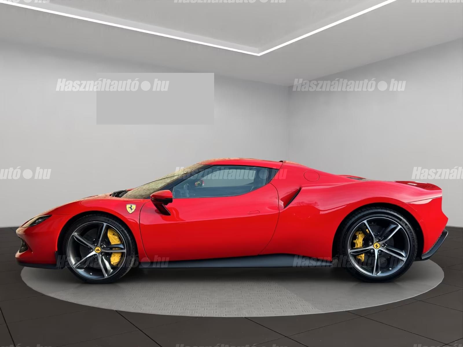 Ferrari 296 Gtb – 4. kép