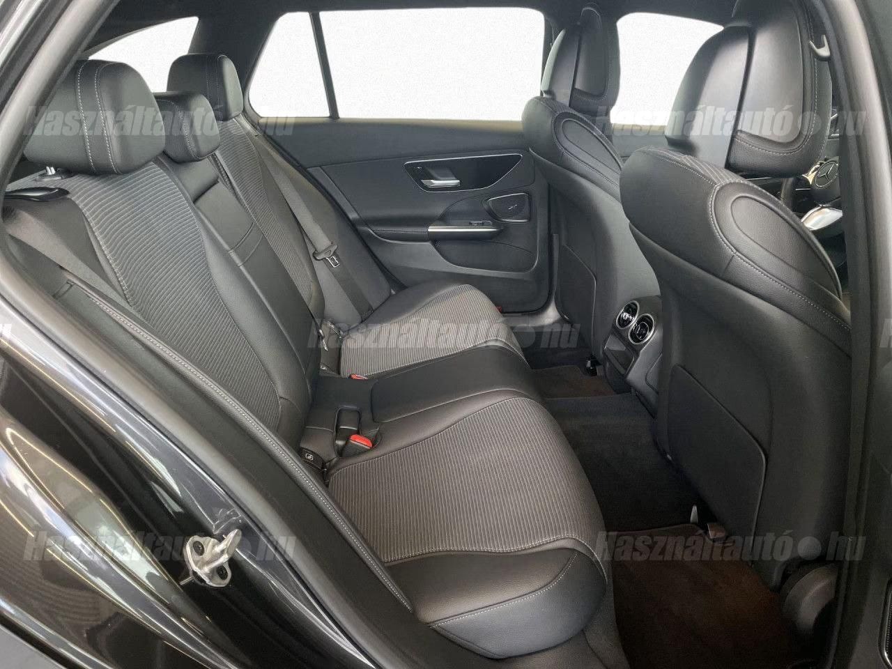 Mercedes-Benz C 200 – 10. kép