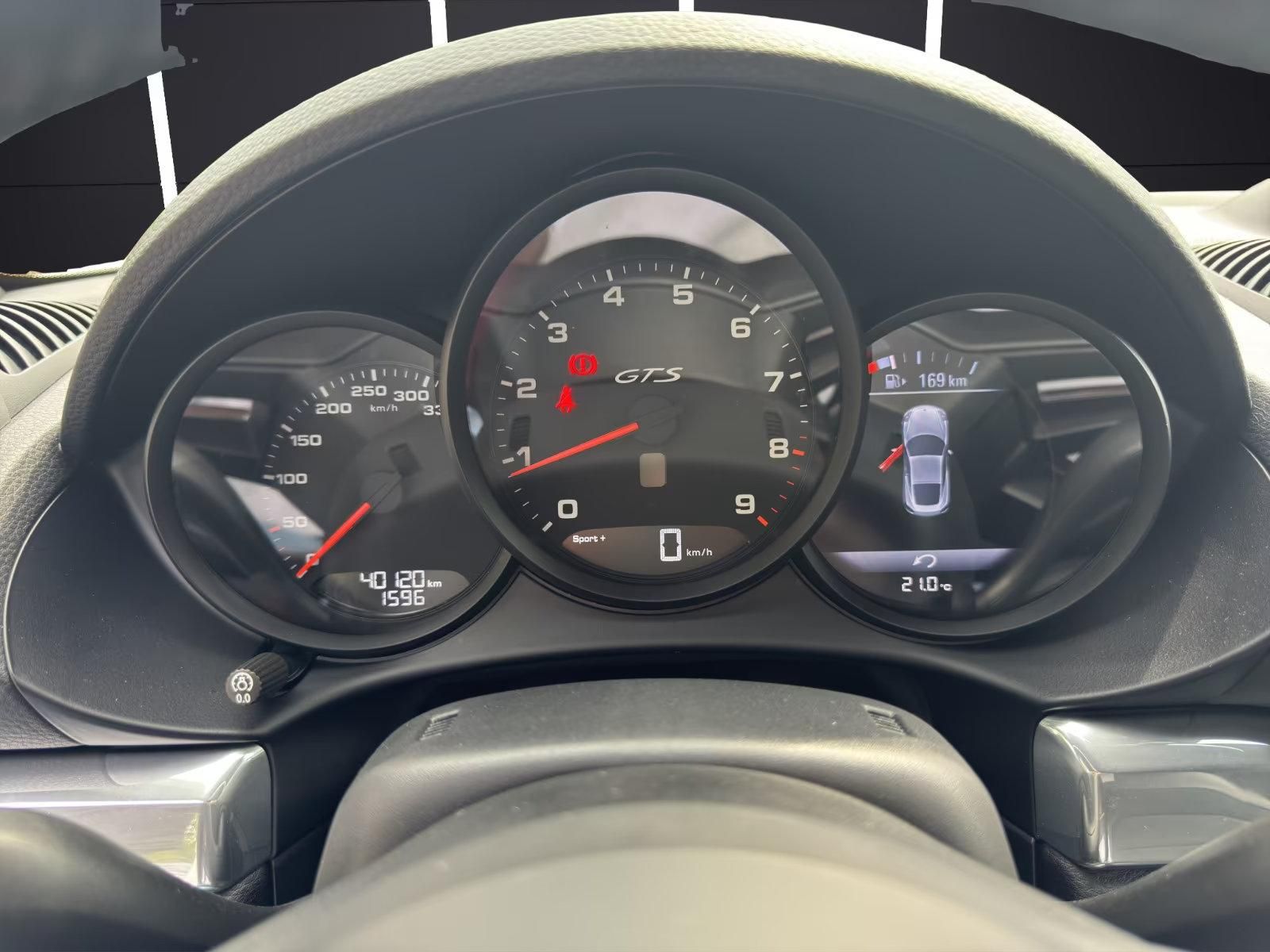 Használt Porsche Cayman (2022, fehér) – 7. kép
