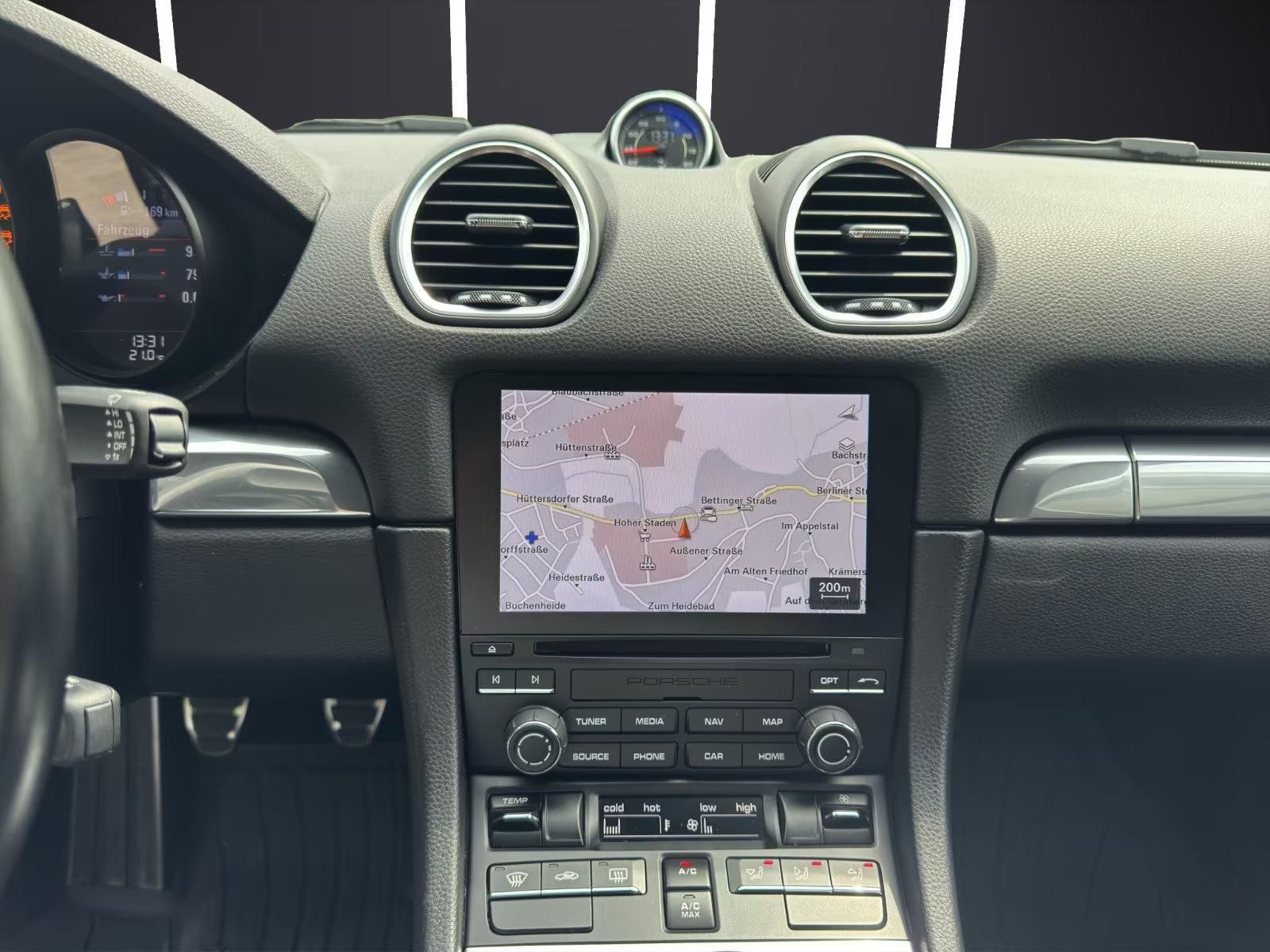 Használt Porsche Cayman (2022, fehér) – 8. kép