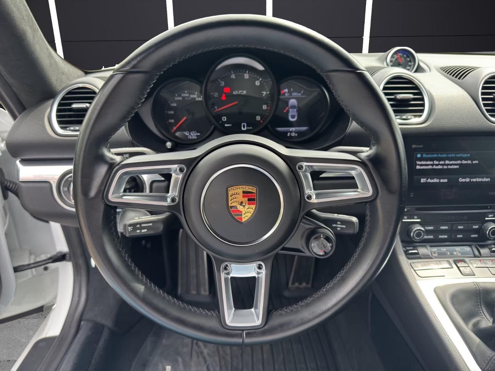 Használt Porsche Cayman (2022, fehér) – 6. kép