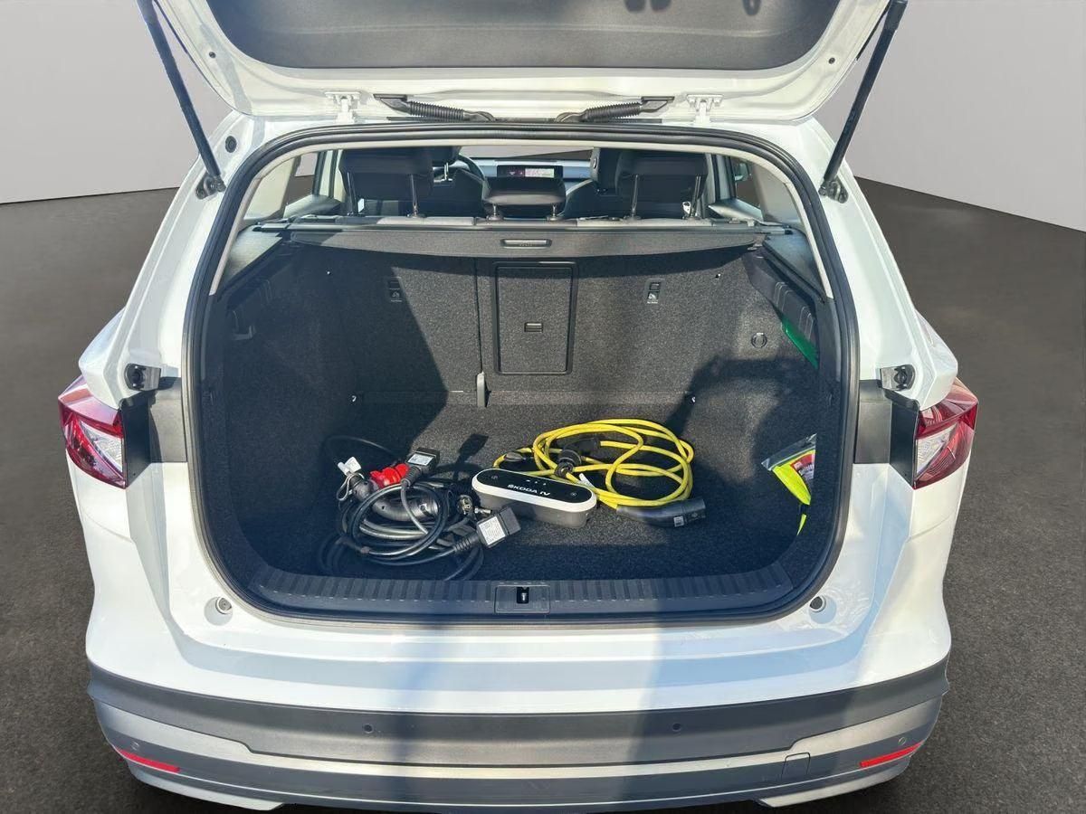 Használt Skoda Enyaq (2023, fehér) – 12. kép