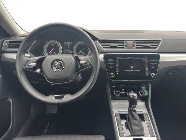 Használt Skoda Superb (2021, fekete) – 6. kép