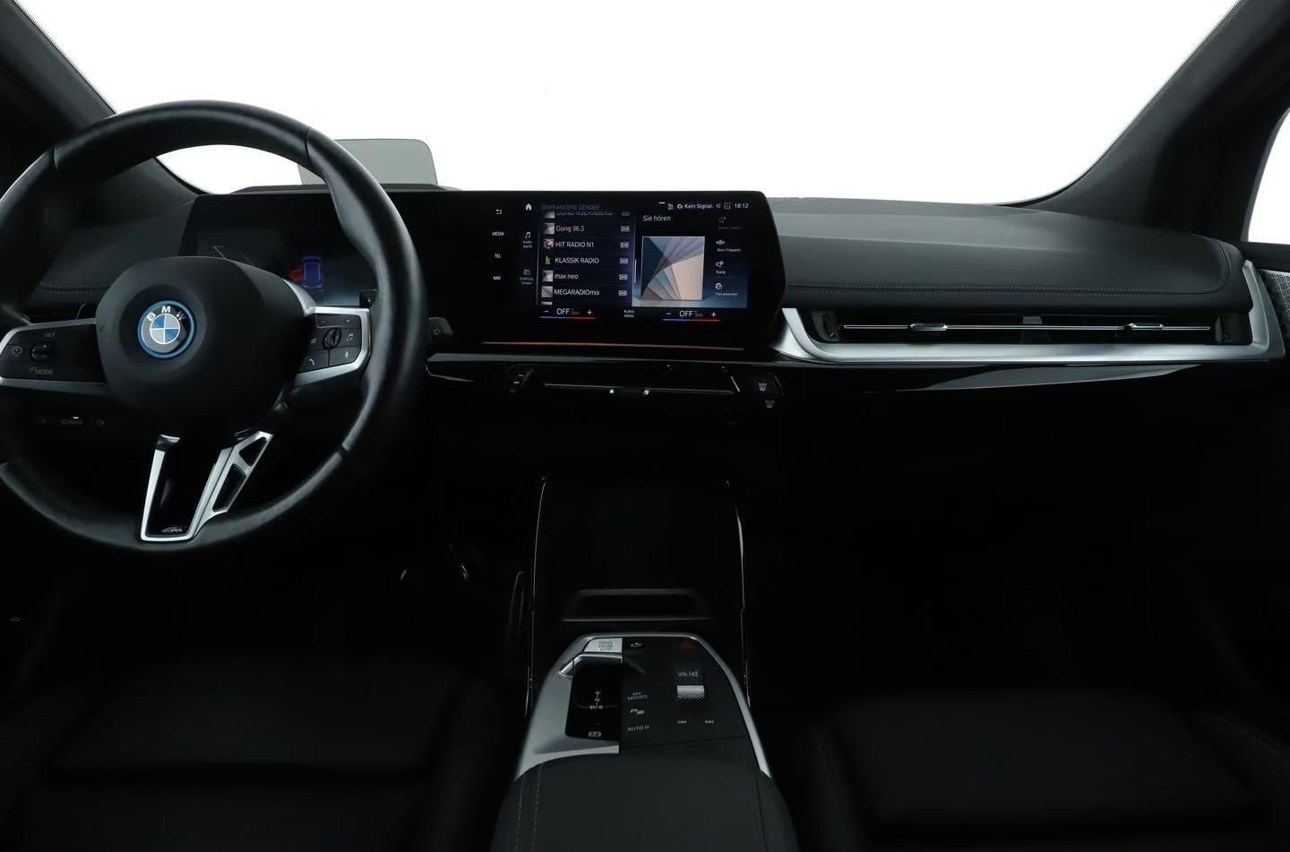 Használt BMW 230 (2023, kék) – 5. kép