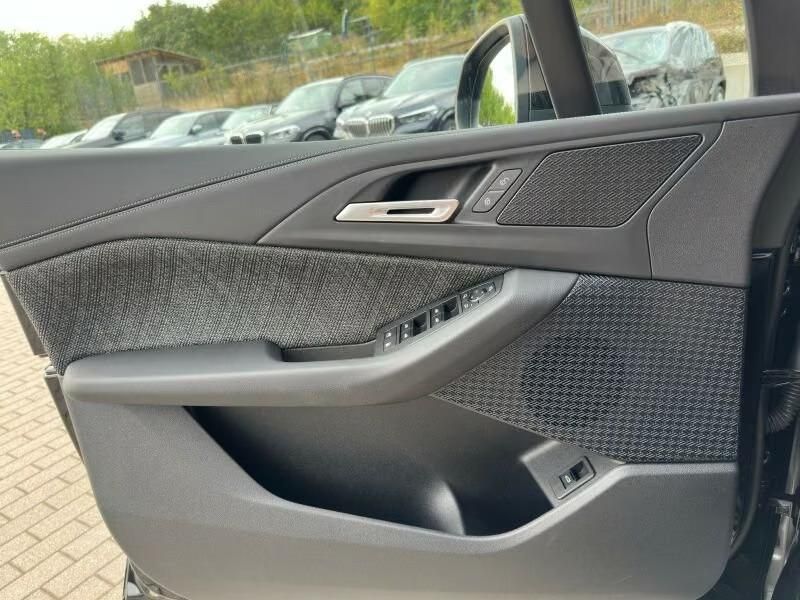 Használt BMW 230 (2025, fekete) – 5. kép