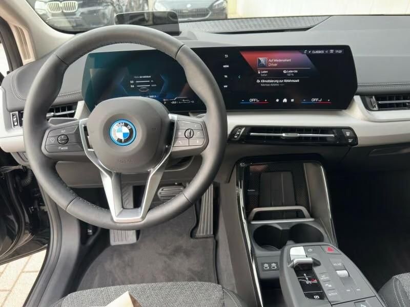 Használt BMW 230 (2025, fekete) – 3. kép