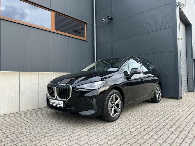 Használt BMW 230 (2025, fekete) – 1. kép