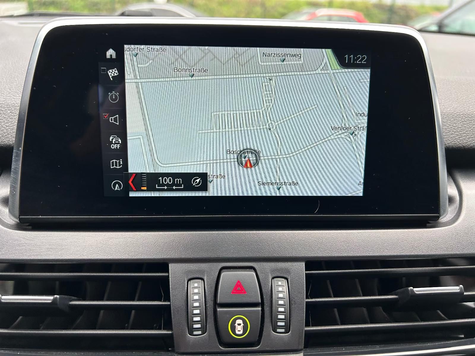 Használt BMW 220 (2021, kék) – 5. kép