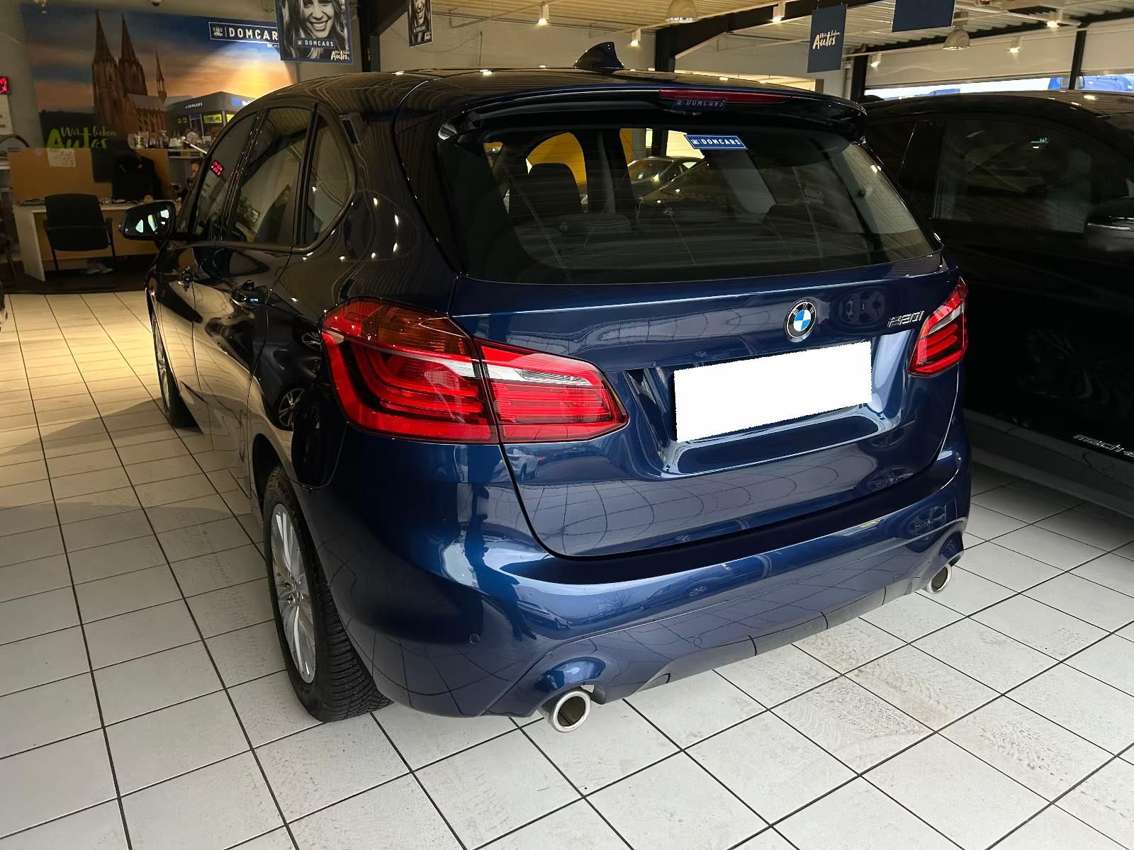 Használt BMW 220 (2021, kék) – 9. kép