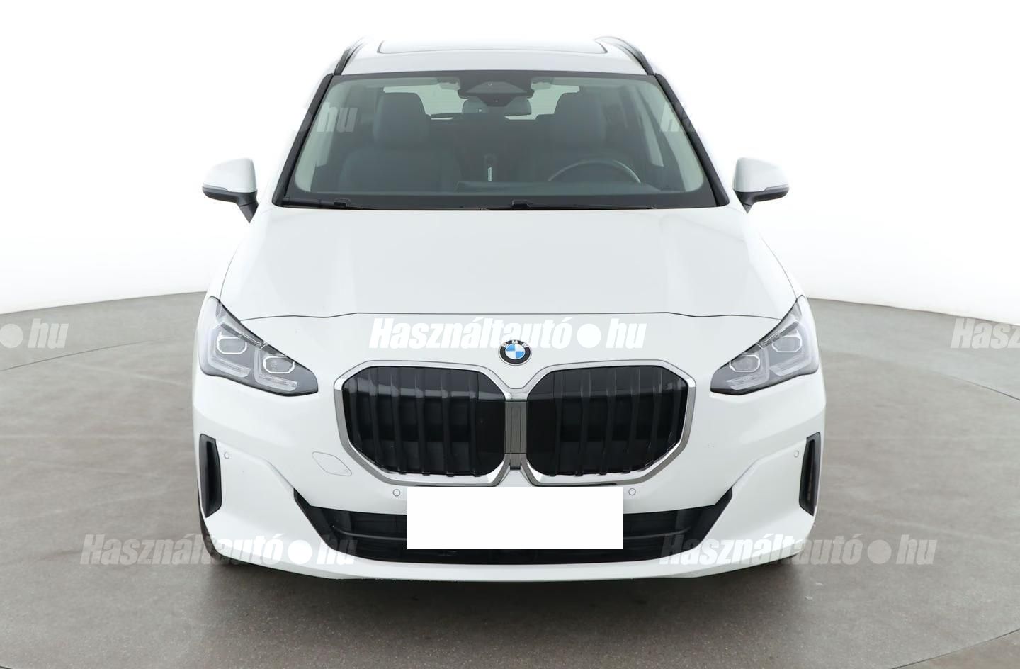 BMW 220 – 2. kép