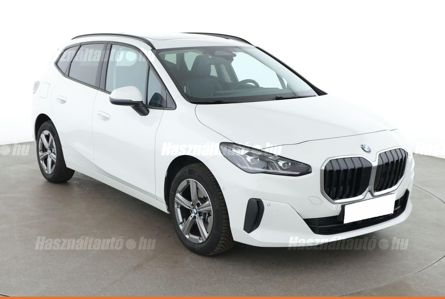 BMW 220 – 1. kép