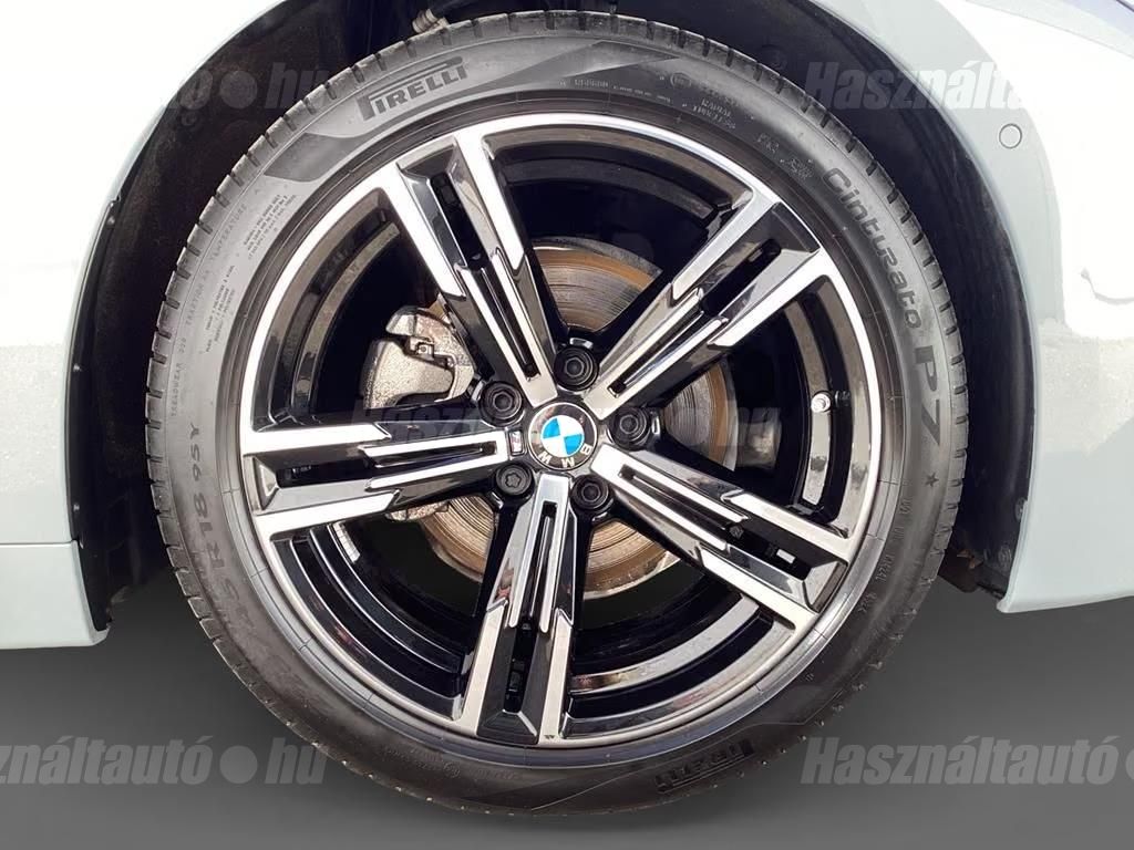 BMW 220 – 4. kép