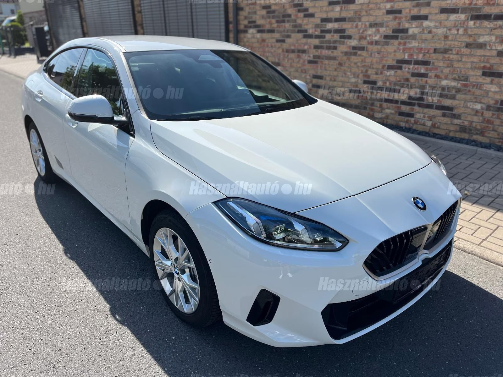 BMW 220 – 1. kép