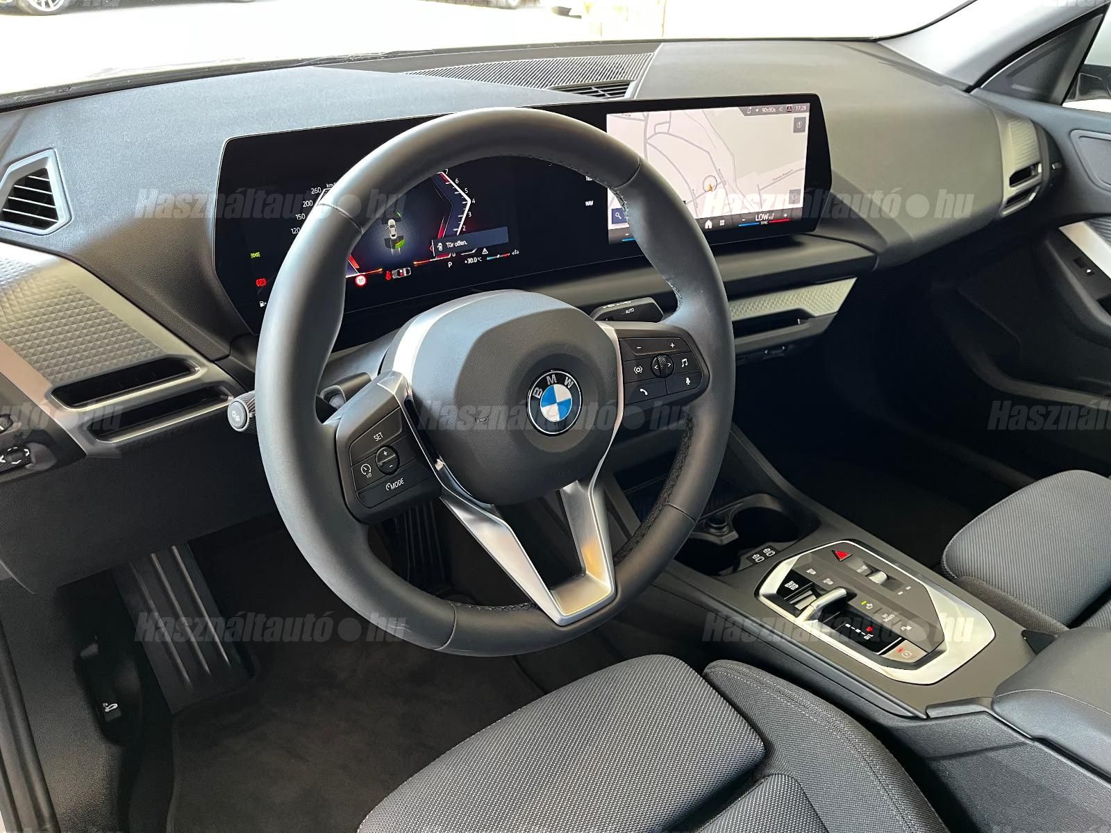 BMW 220 – 4. kép