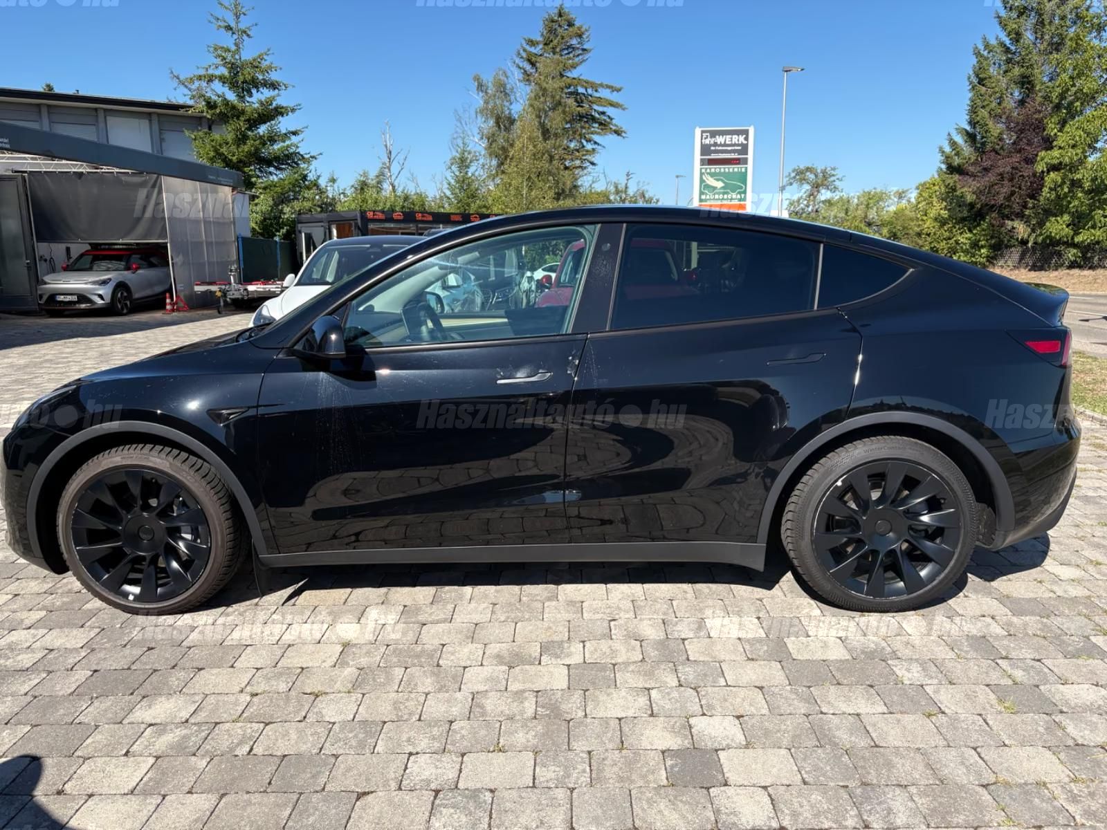 Tesla Model Y – 2. kép