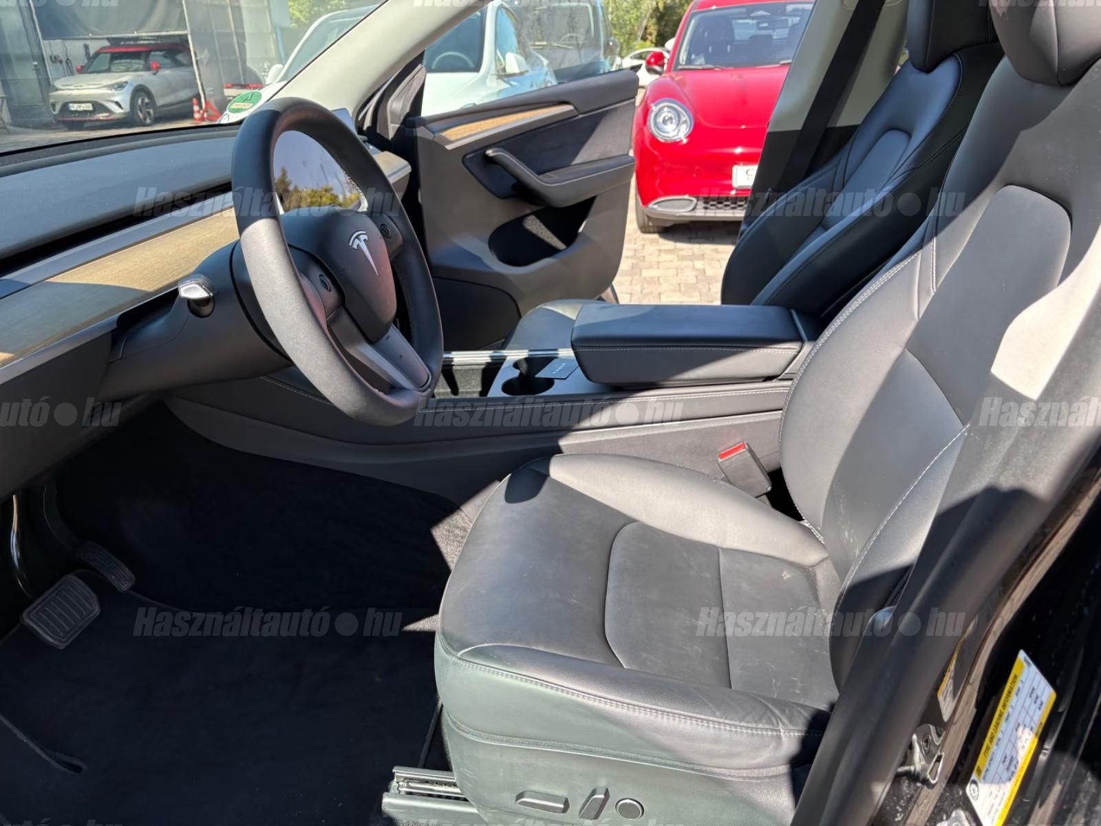 Tesla Model Y – 4. kép