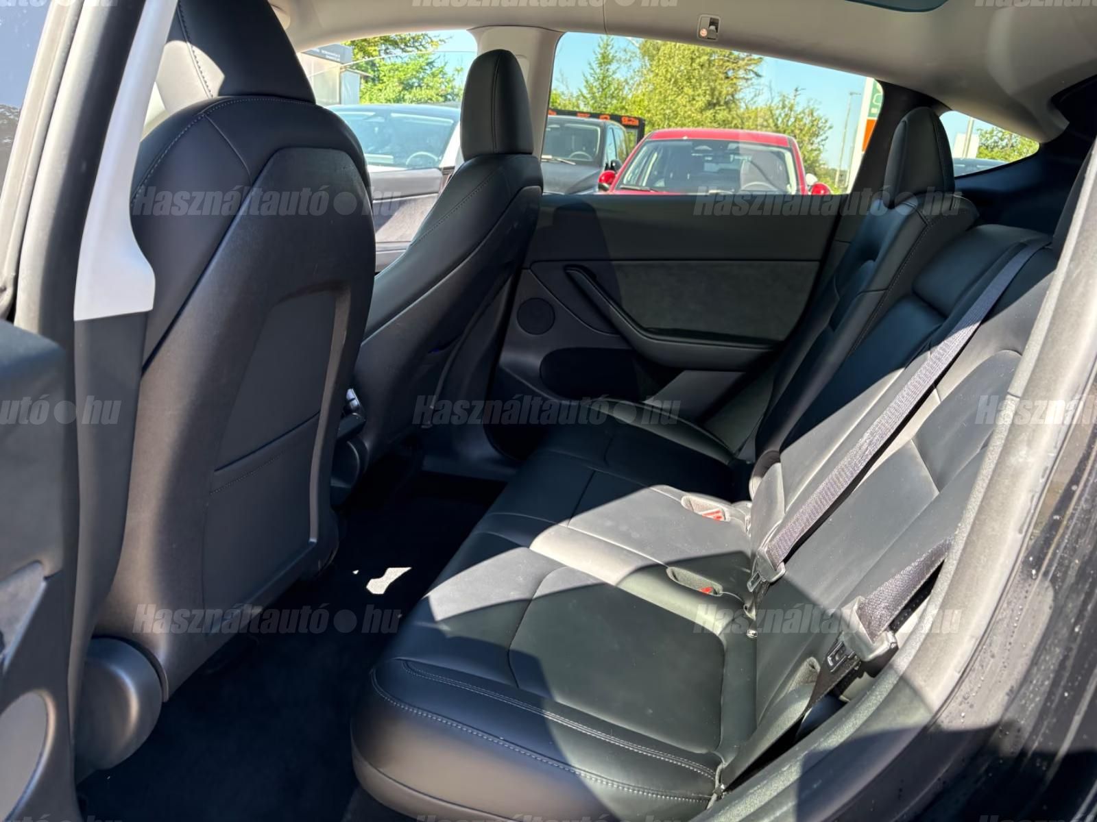 Tesla Model Y – 6. kép