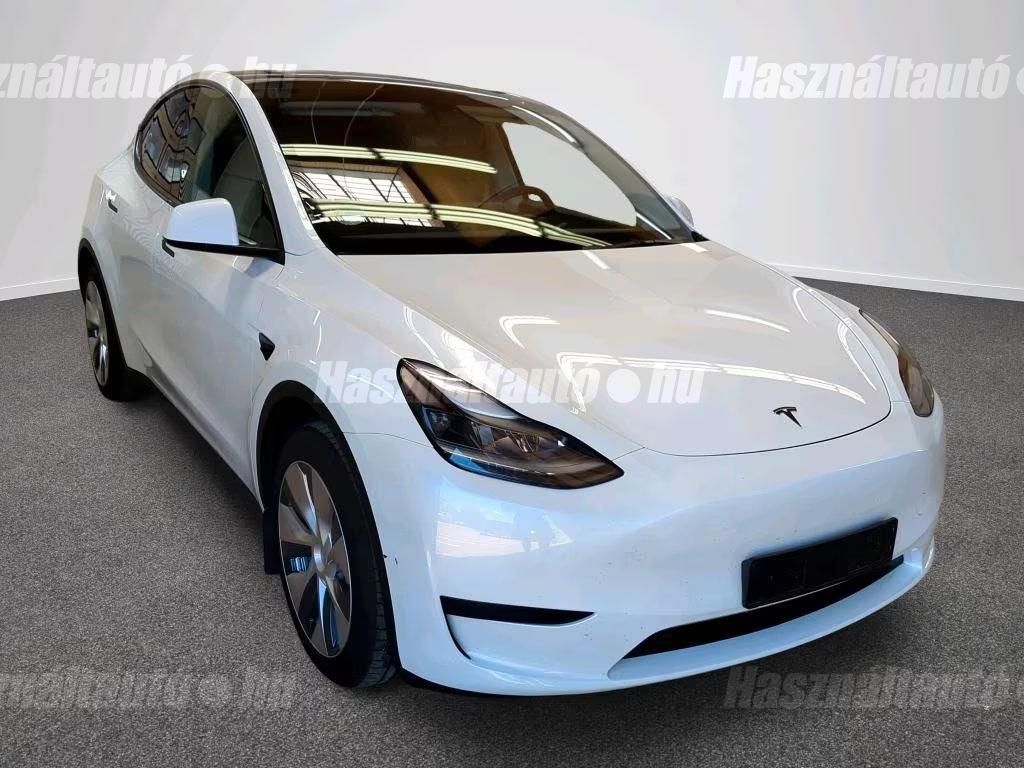 Tesla Model Y – 1. kép