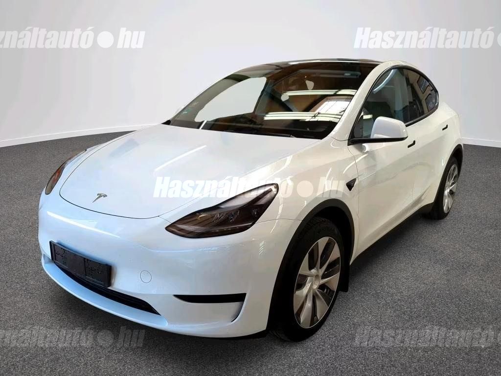 Tesla Model Y – 2. kép