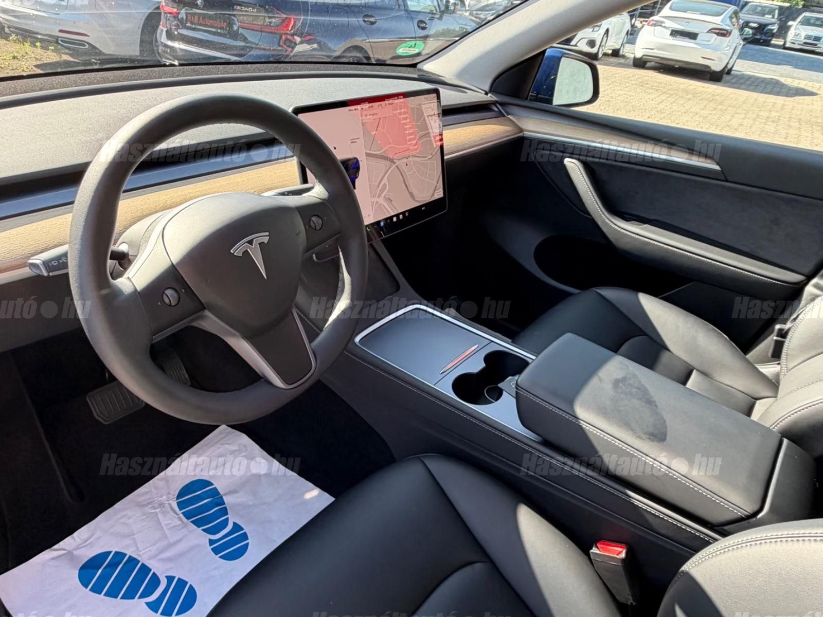 Tesla Model Y – 5. kép
