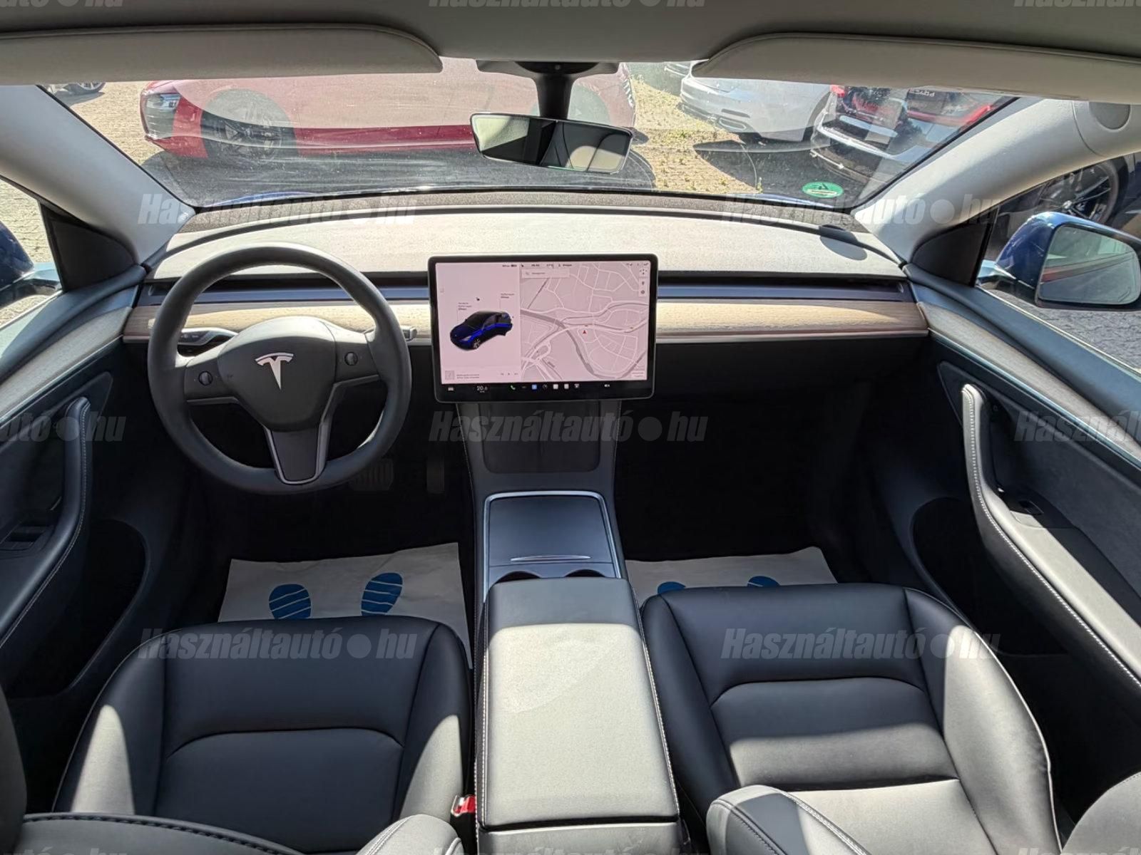 Tesla Model Y – 3. kép