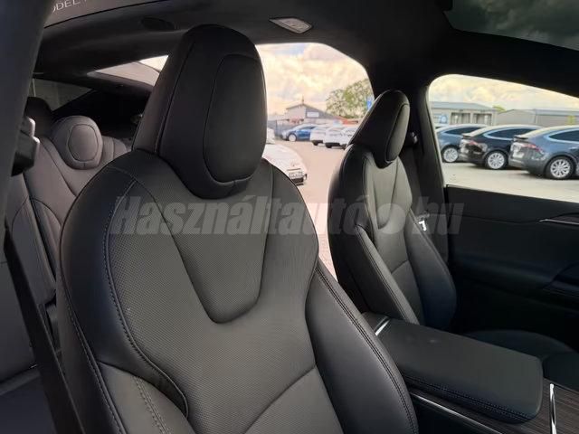 Tesla Model X – 8. kép
