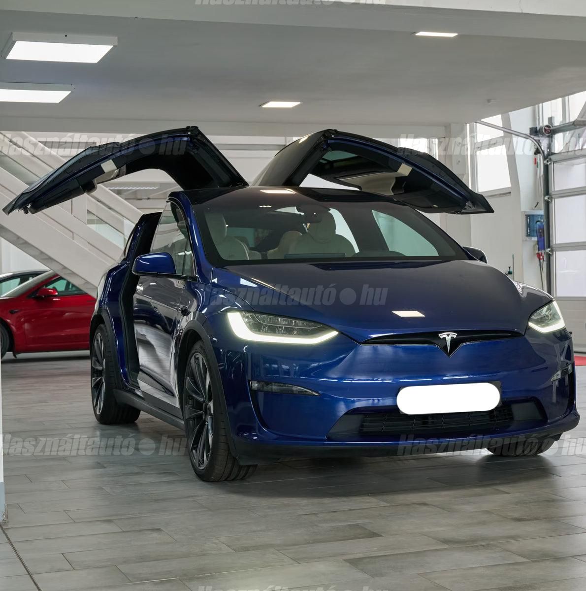 Tesla Model X – 1. kép