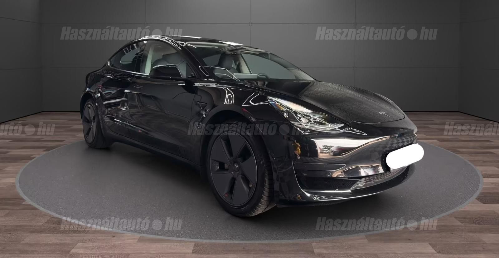 Tesla Model 3 – 1. kép