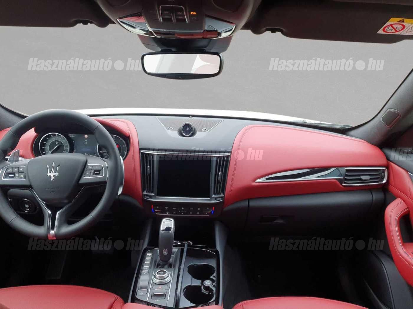 Maserati Levante – 3. kép