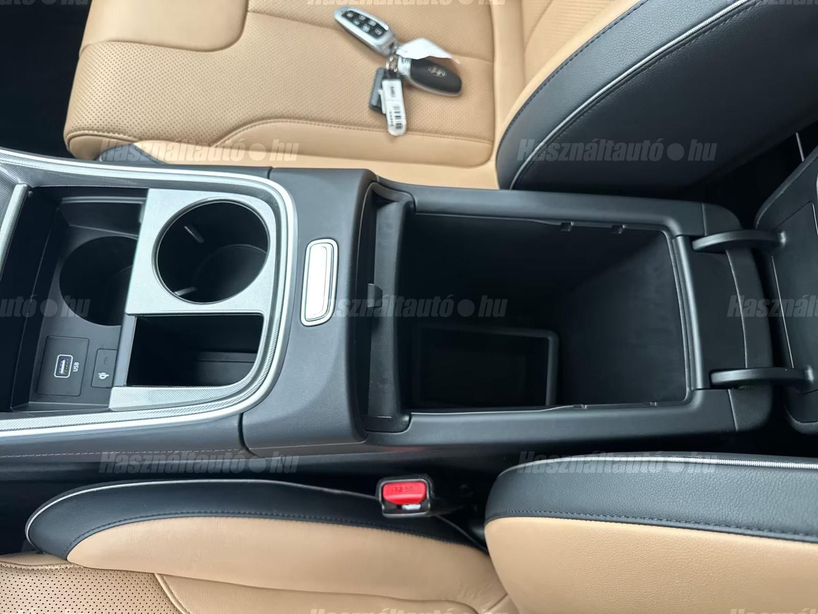 Hyundai Santa Fe – 7. kép