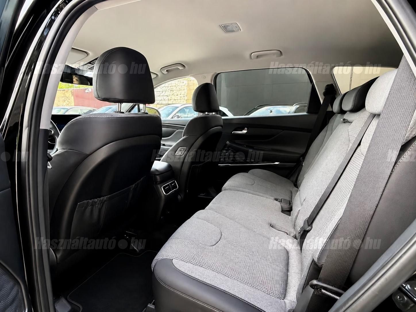 Hyundai Santa Fe – 8. kép