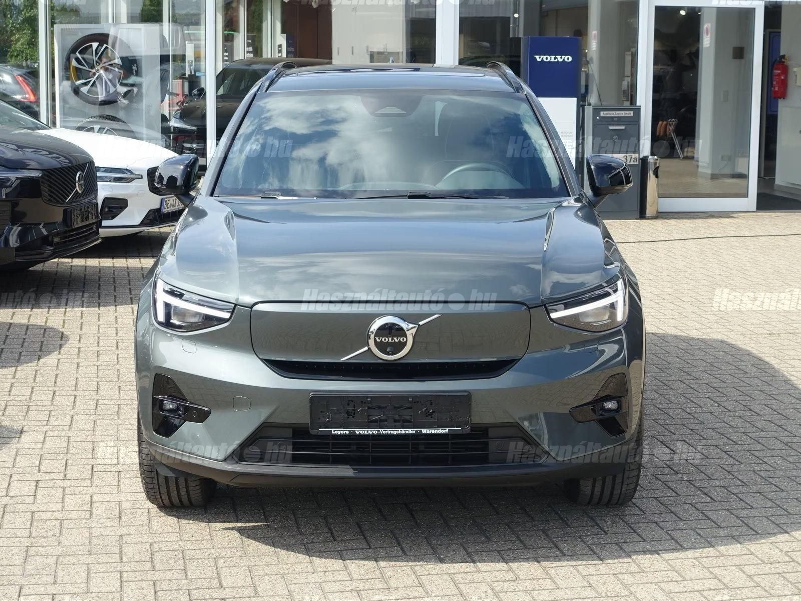 Volvo EX40 – 3. kép